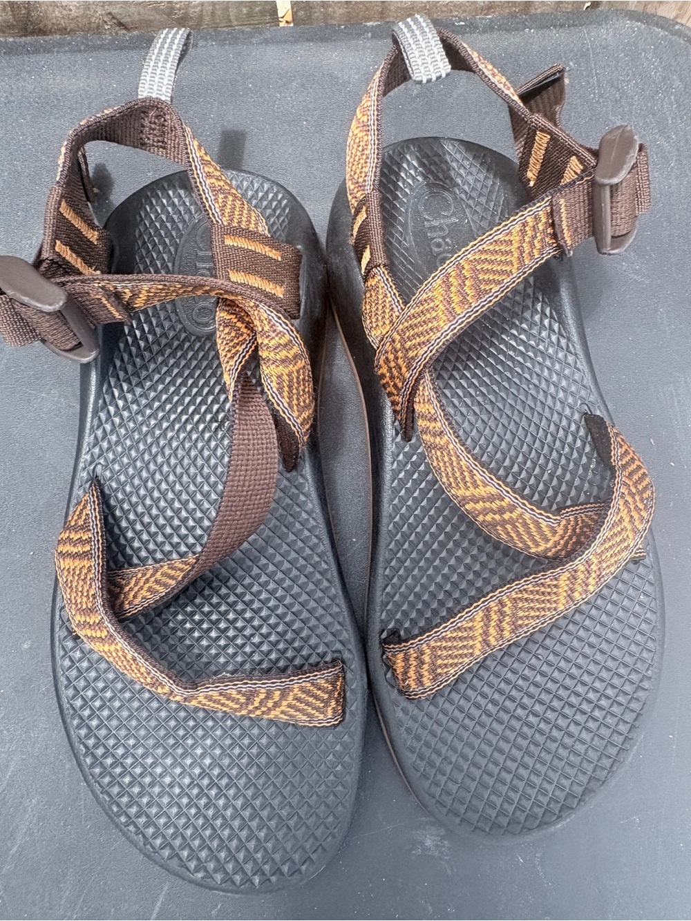 Chaco juniors sandals size 4 youth